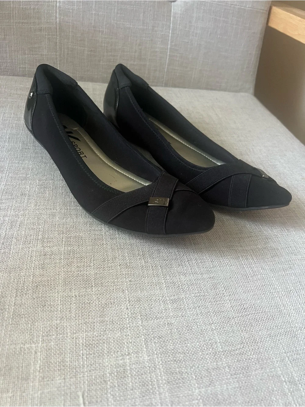 Anne Klein Black Pointed-Toe Crisscross Ballet Flats, women’s 8.5, casual office